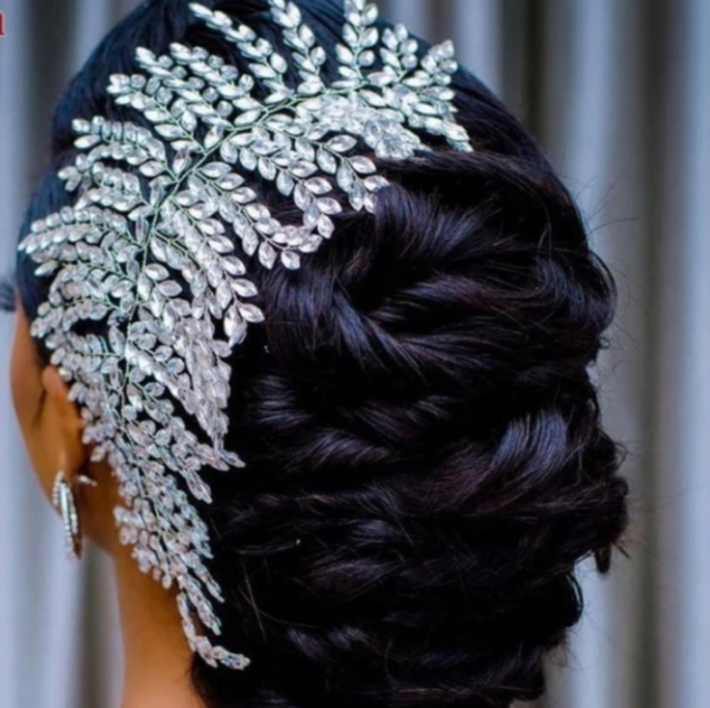 Rhinestone bridal wedding pageant prom hair pin - Picture 2 of 10